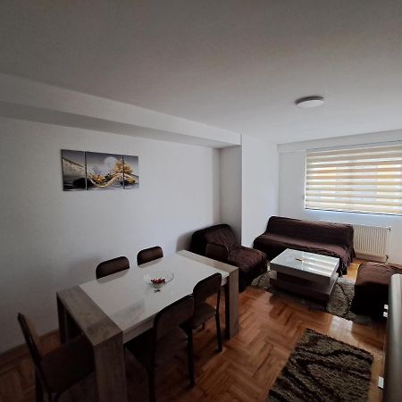 Apartman Vranje Exteriör bild