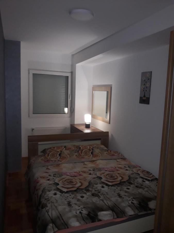 Apartman Vranje Exteriör bild