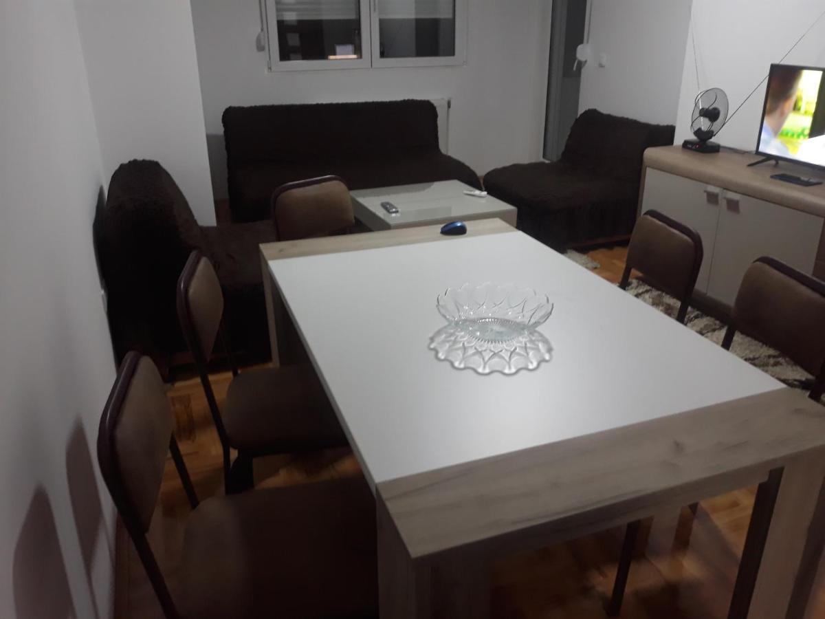 Apartman Vranje Exteriör bild