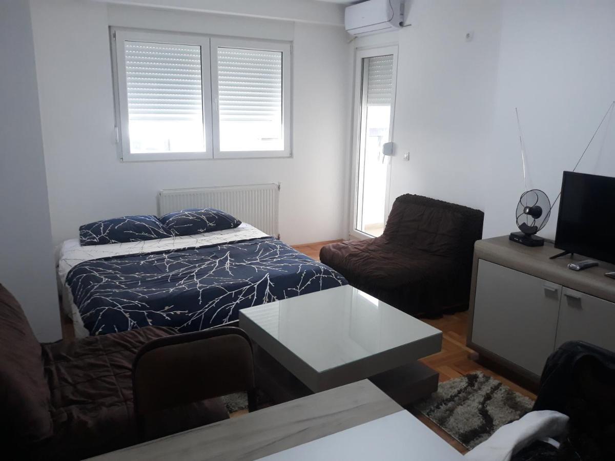 Apartman Vranje Exteriör bild