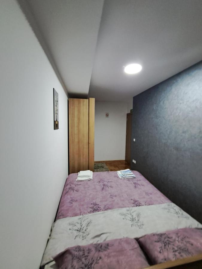 Apartman Vranje Exteriör bild