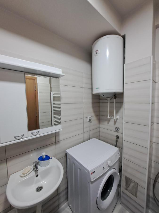 Apartman Vranje Exteriör bild